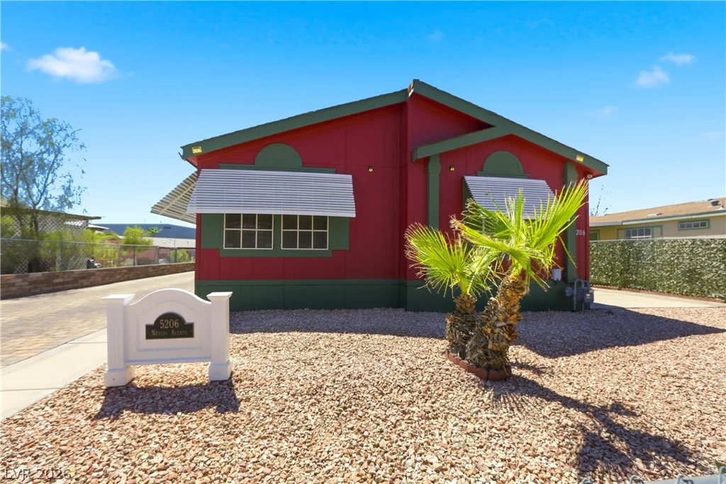 5206 Nevada, Las Vegas, NV 89122