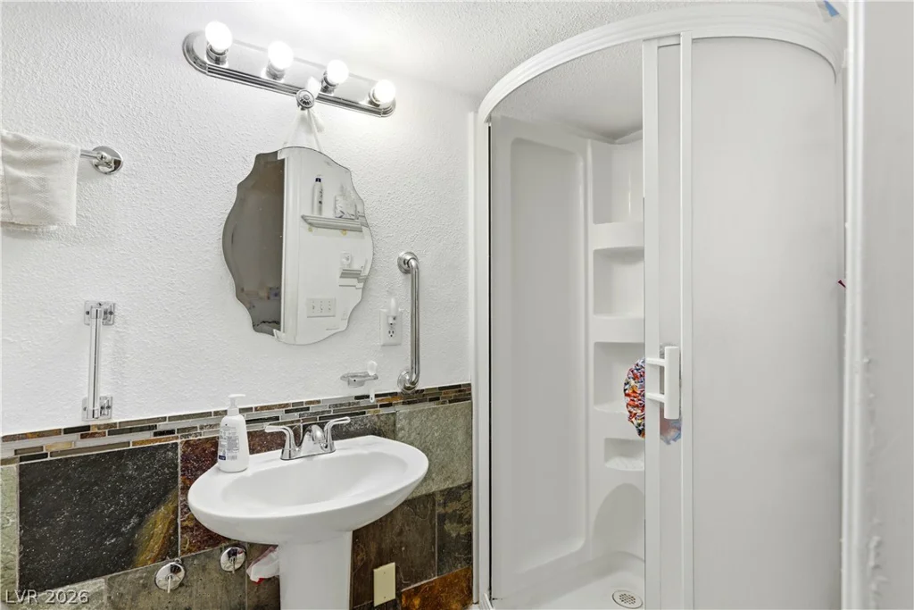 5206 Nevada, Las Vegas, NV 89122