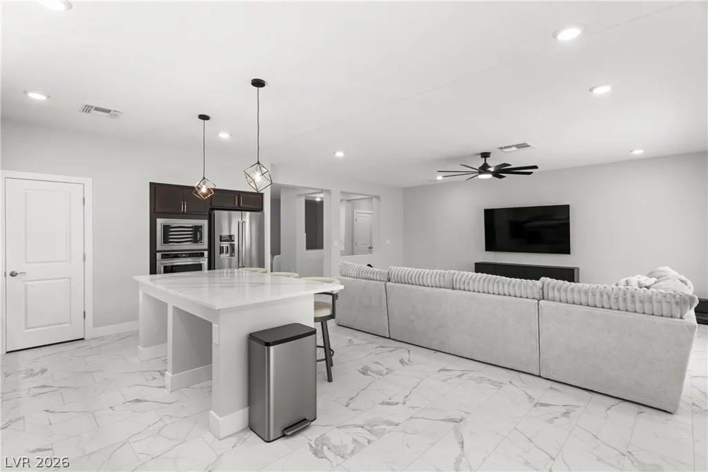 7142 Bold Rock, Las Vegas, NV 89113