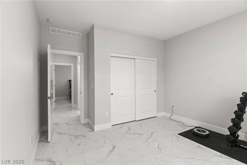 7142 Bold Rock, Las Vegas, NV 89113