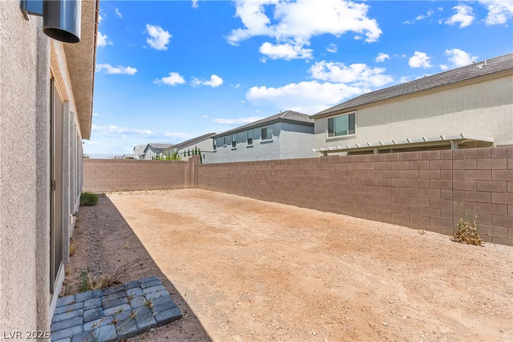 7142 Bold Rock, Las Vegas, NV 89113