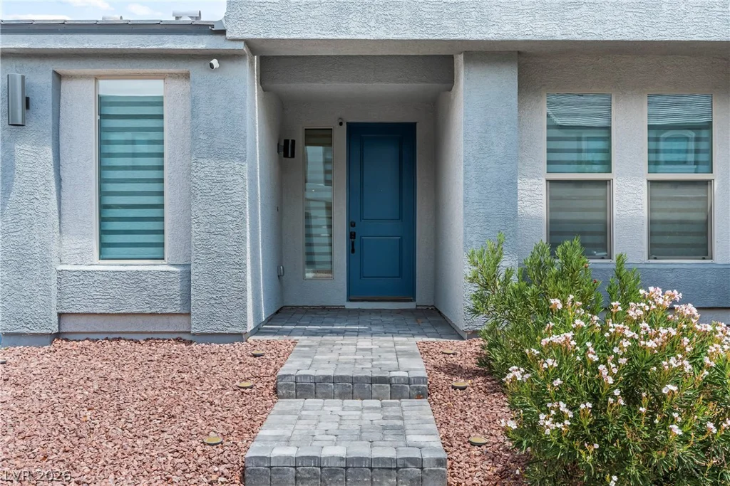 7142 Bold Rock, Las Vegas, NV 89113