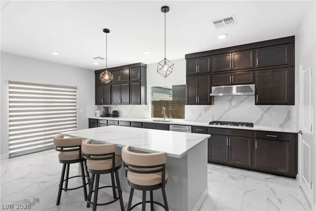 7142 Bold Rock, Las Vegas, NV 89113