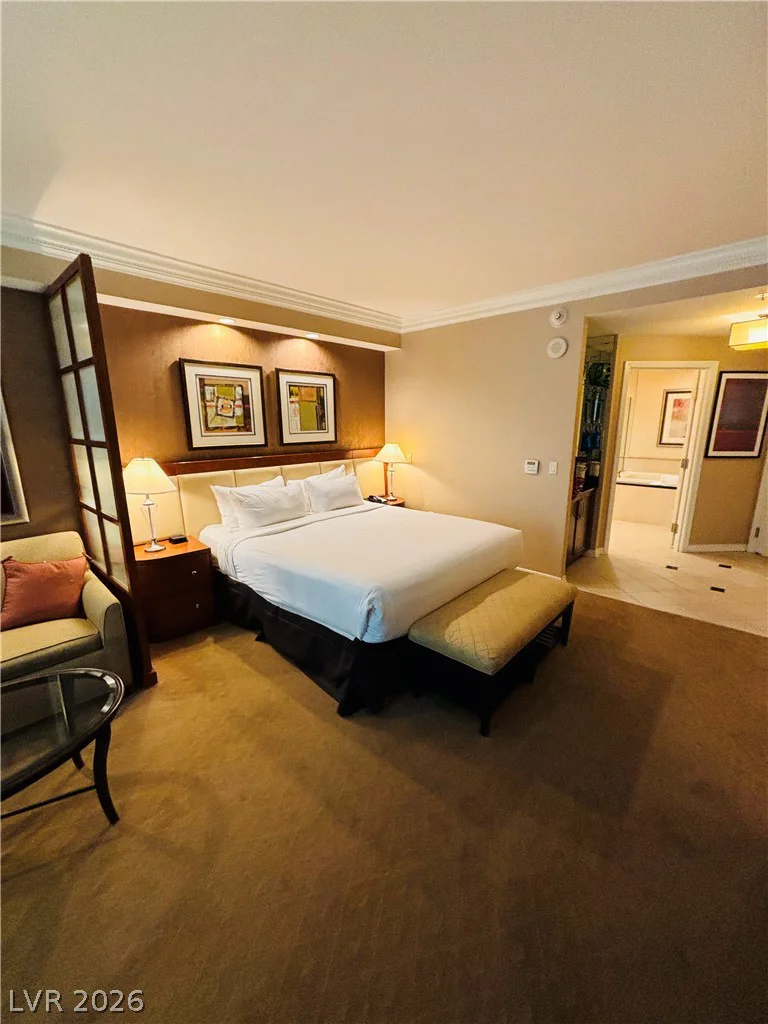 125 Harmon, Las Vegas, NV 89109