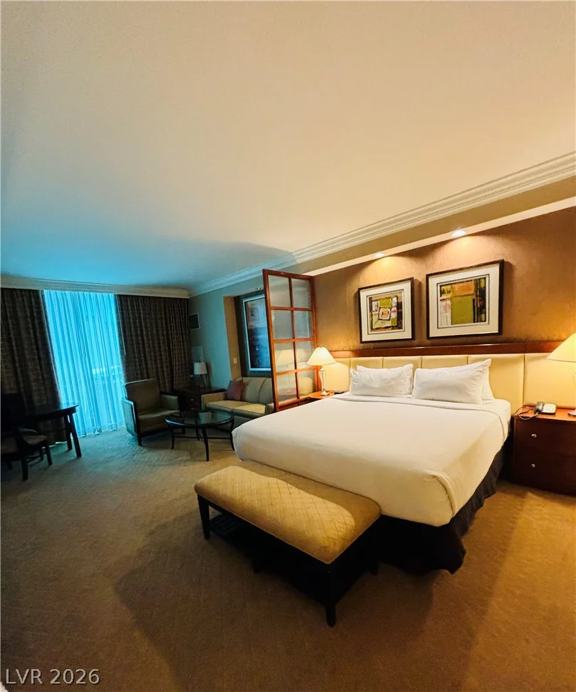 125 Harmon, Las Vegas, NV 89109