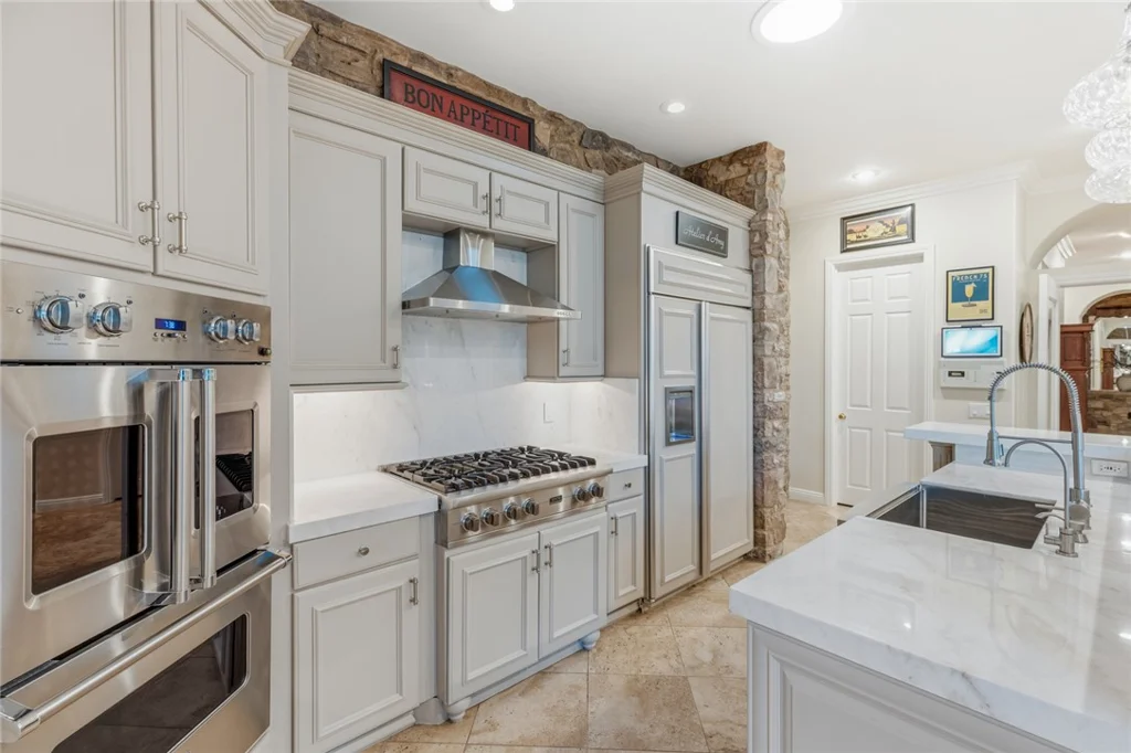 10925 Iris Canyon, Las Vegas, NV 89135
