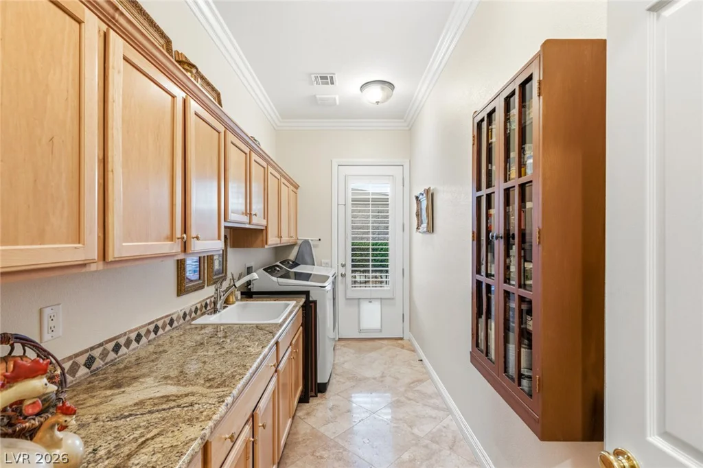 10925 Iris Canyon, Las Vegas, NV 89135