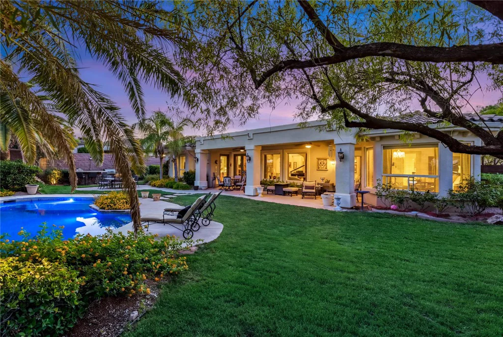 10925 Iris Canyon, Las Vegas, NV 89135