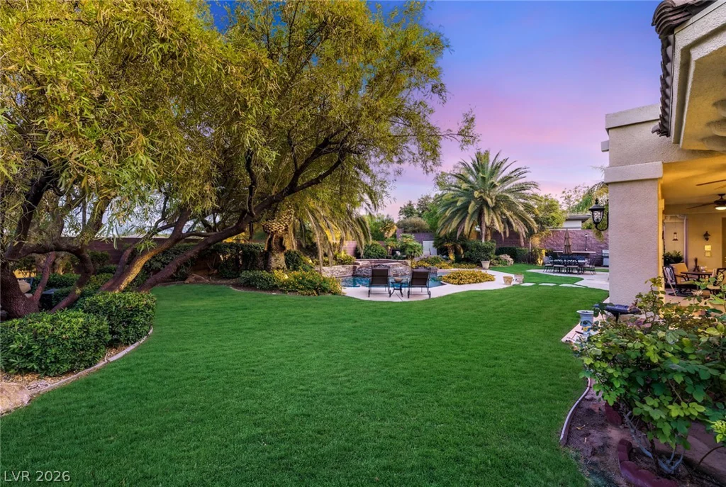 10925 Iris Canyon, Las Vegas, NV 89135