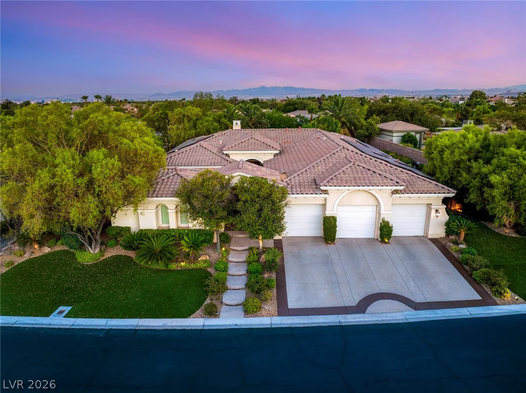 10925 Iris Canyon, Las Vegas, NV 89135