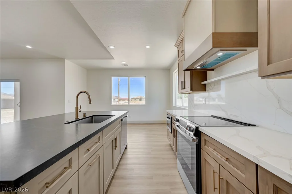 1890 Manzanita, Pahrump, NV 89048