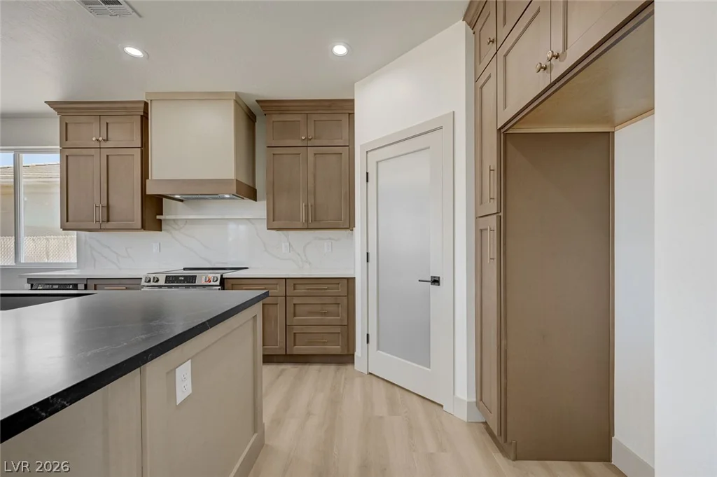 1890 Manzanita, Pahrump, NV 89048