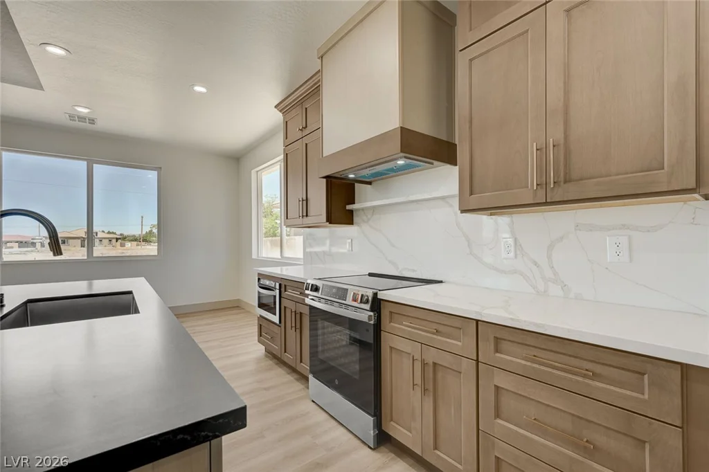 1890 Manzanita, Pahrump, NV 89048
