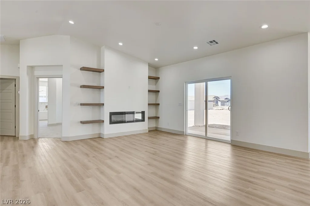 1890 Manzanita, Pahrump, NV 89048