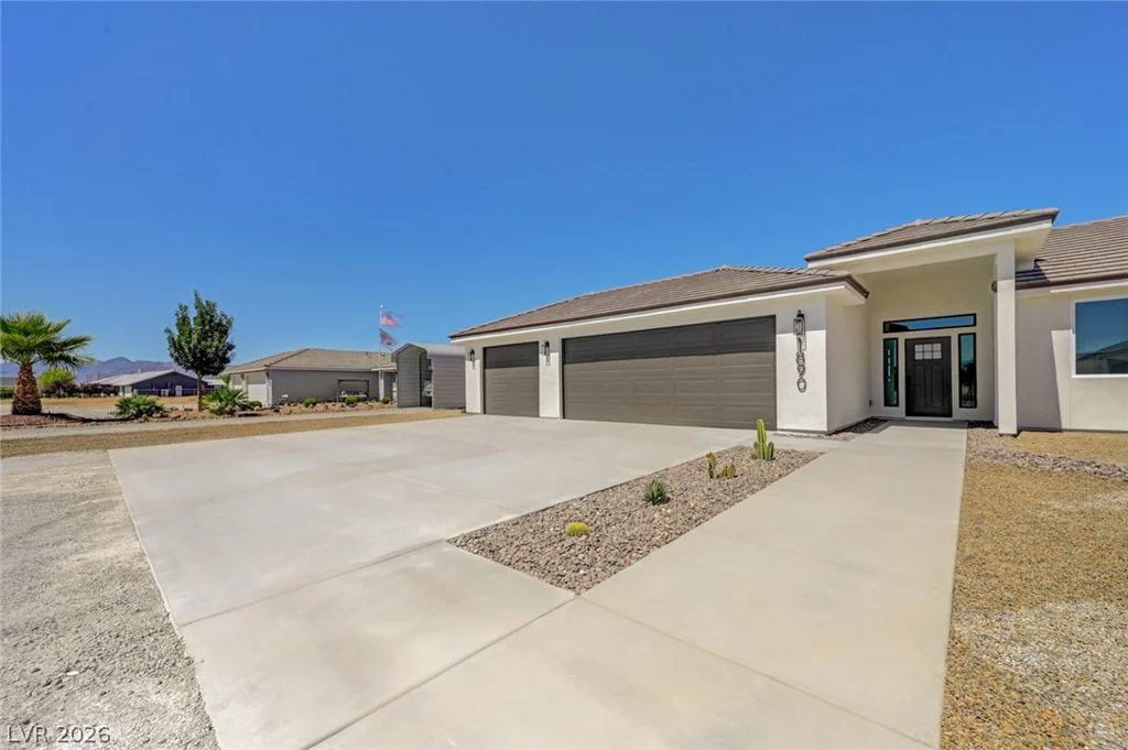 1890 Manzanita, Pahrump, NV 89048