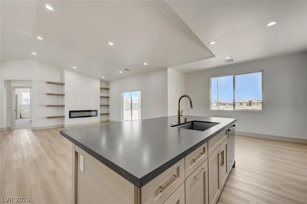 1890 Manzanita, Pahrump, NV 89048