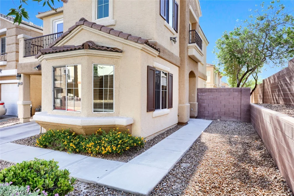 3610 Canoe Camp, Las Vegas, NV 89129