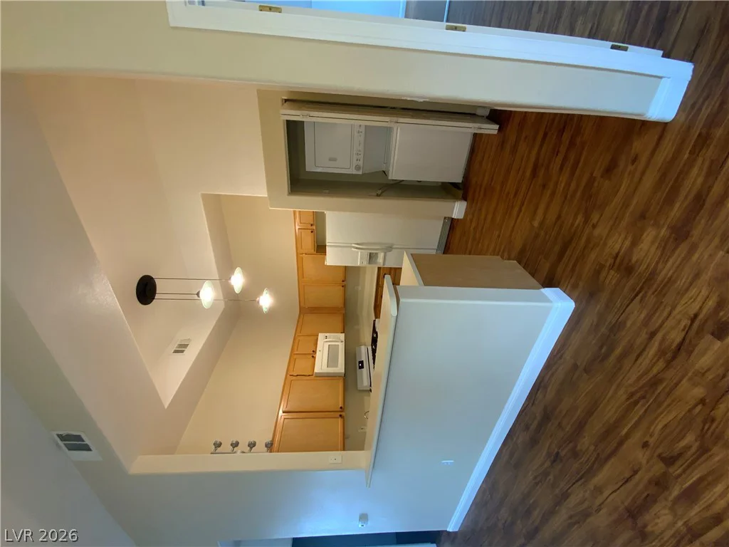 700 Carnegie, Henderson, NV 89052