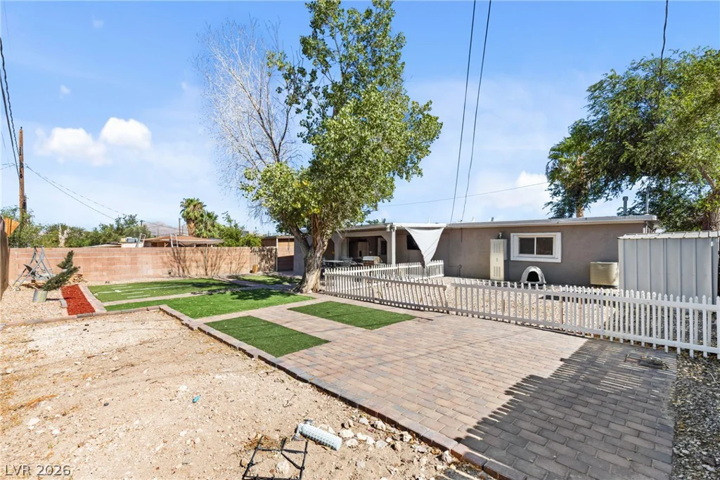 1608 Evans, North Las Vegas, NV 89030