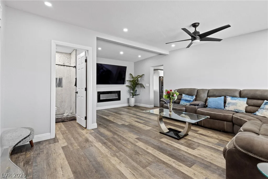 1608 Evans, North Las Vegas, NV 89030