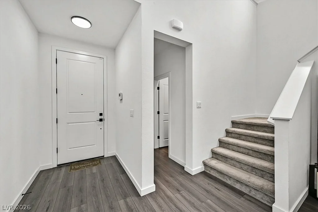 728 Emerson Creek, North Las Vegas, NV 89084