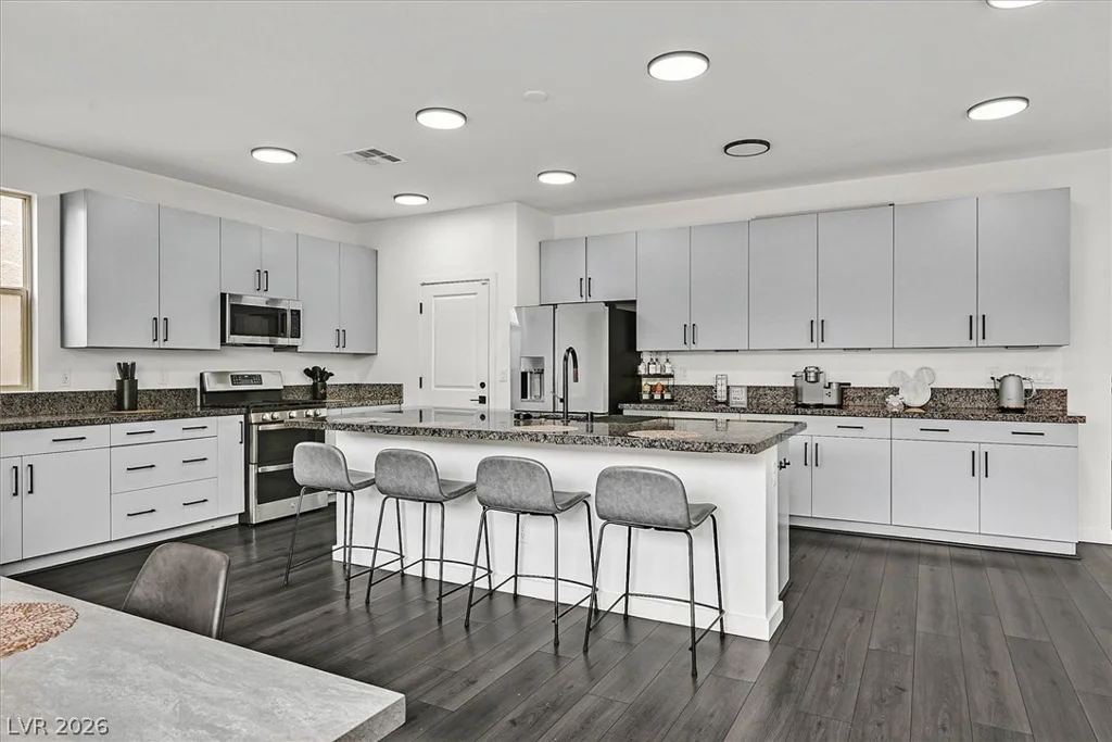 728 Emerson Creek, North Las Vegas, NV 89084