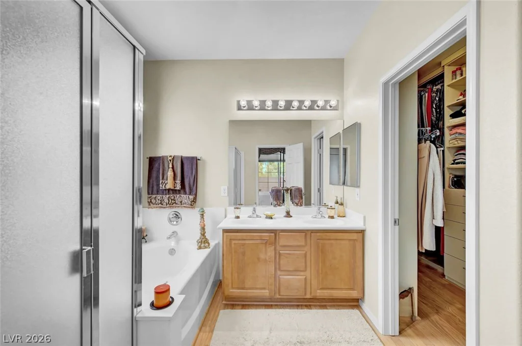 2460 Summer Home, Las Vegas, NV 89135