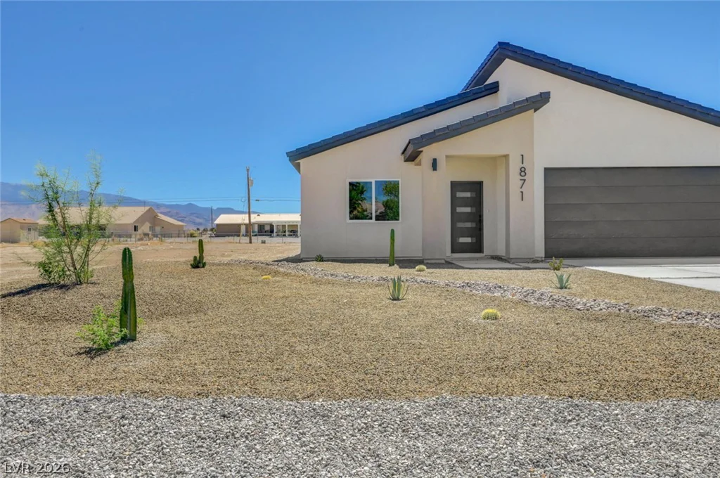 1871 Manzanita, Pahrump, NV 89048