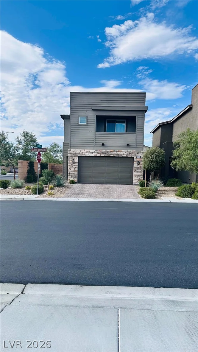 9996 Iron Creek, Las Vegas, NV 89178