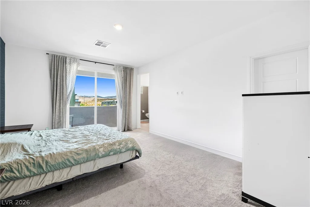 9996 Iron Creek, Las Vegas, NV 89178