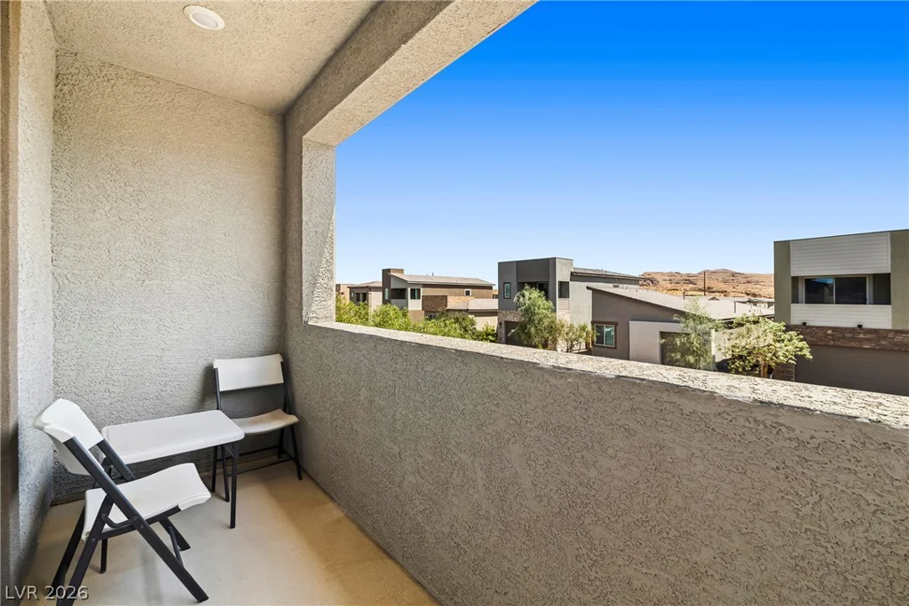 9996 Iron Creek, Las Vegas, NV 89178