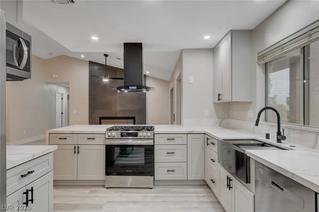 3104 Hayden, Las Vegas, NV 89134