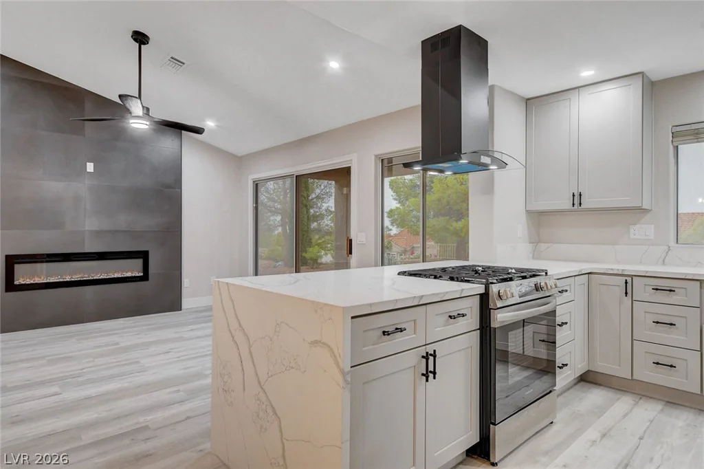 3104 Hayden, Las Vegas, NV 89134