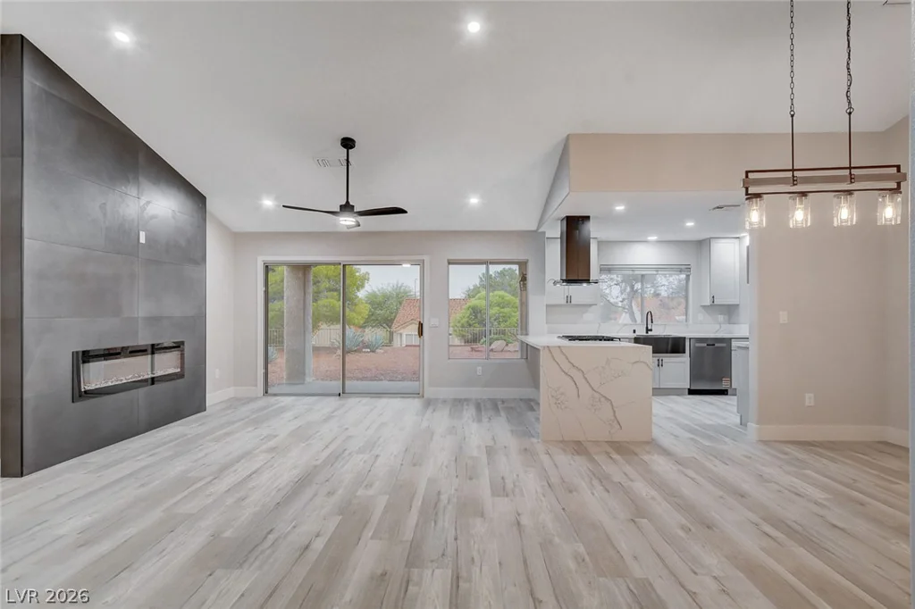 3104 Hayden, Las Vegas, NV 89134
