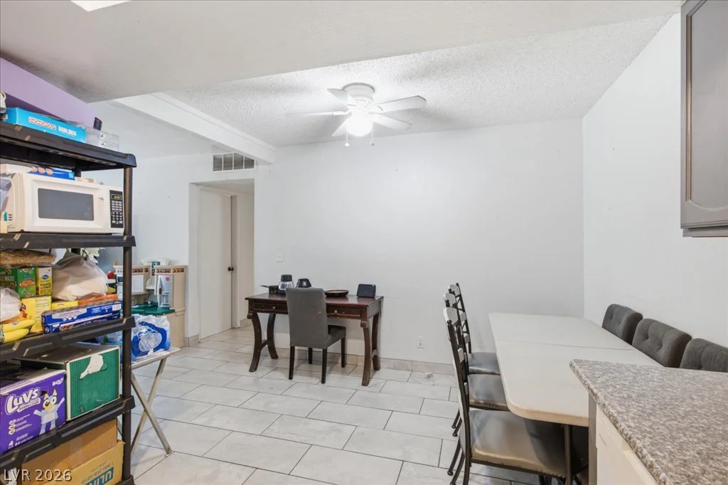 6148 Camino De Rosa, Las Vegas, NV 89108