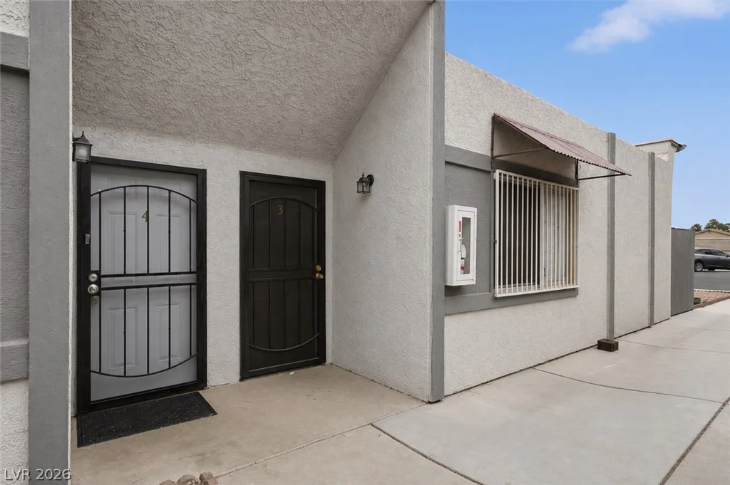 6148 Camino De Rosa, Las Vegas, NV 89108