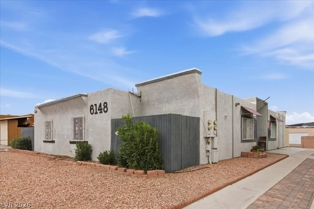 6148 Camino De Rosa, Las Vegas, NV 89108