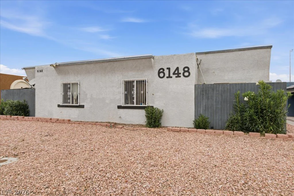 6148 Camino De Rosa, Las Vegas, NV 89108
