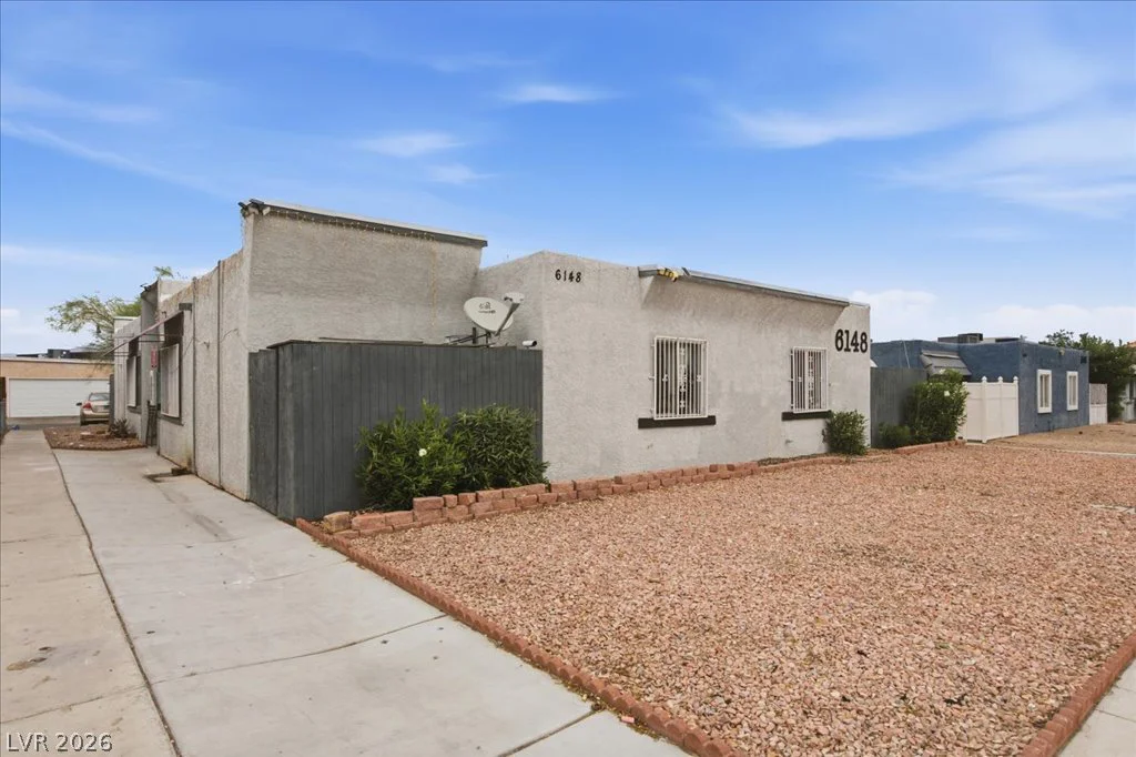 6148 Camino De Rosa, Las Vegas, NV 89108