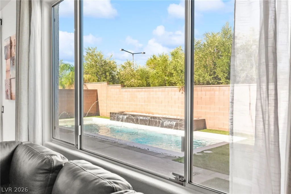 3058 Archdale, Las Vegas, NV 89135