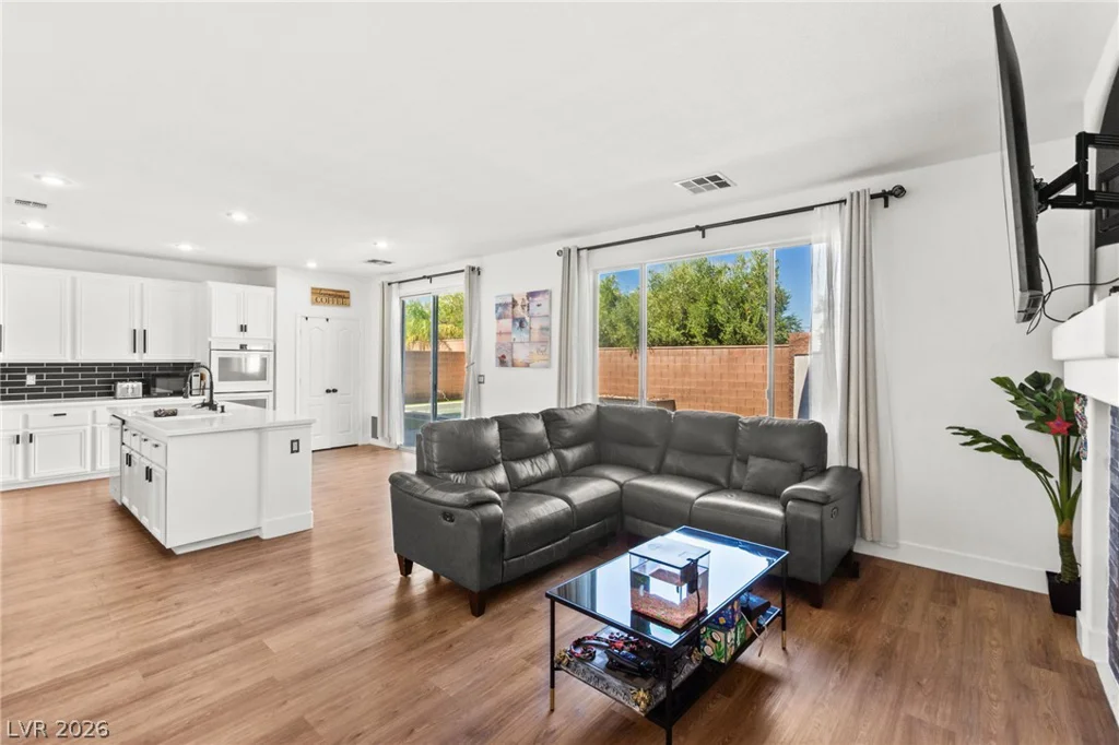 3058 Archdale, Las Vegas, NV 89135
