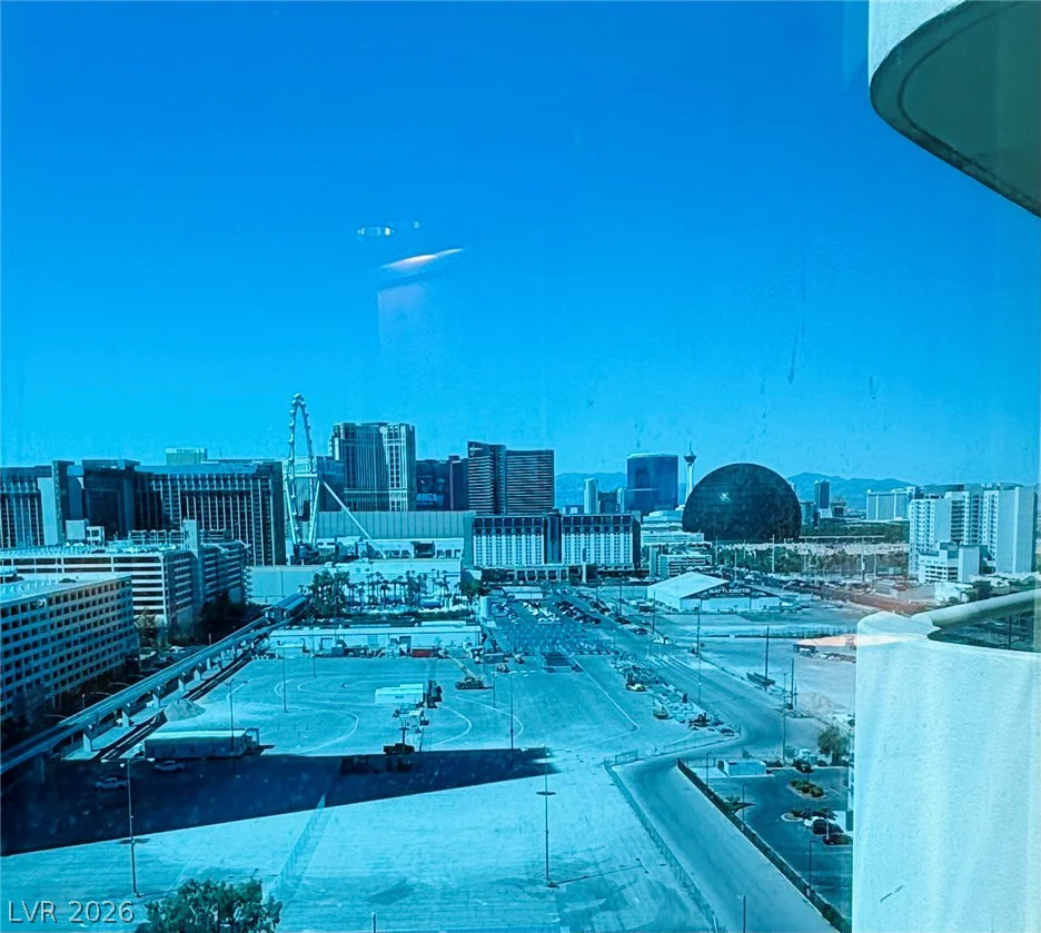 125 Harmon, Las Vegas, NV 89109