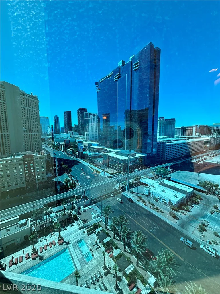 125 Harmon, Las Vegas, NV 89109