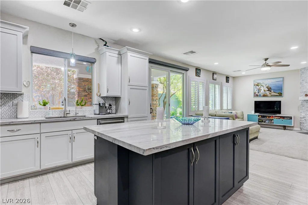 10349 Timber Star, Las Vegas, NV 89135