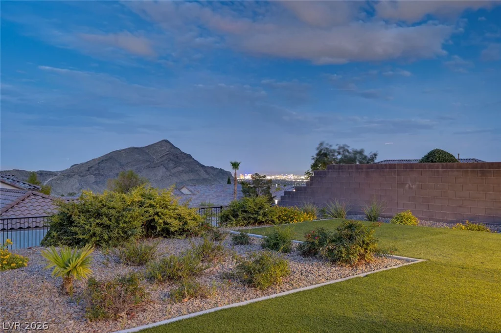 4654 Plum Button, Las Vegas, NV 89129