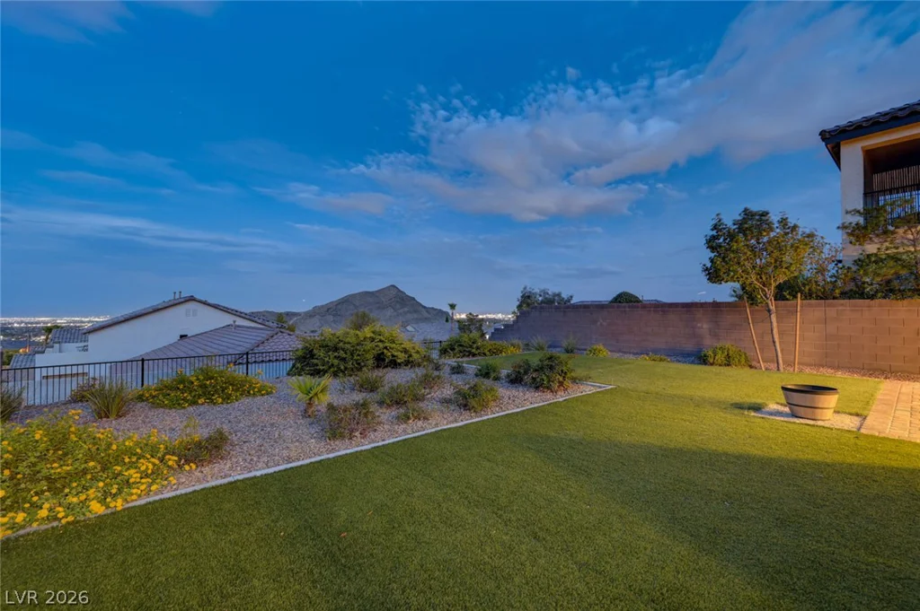4654 Plum Button, Las Vegas, NV 89129