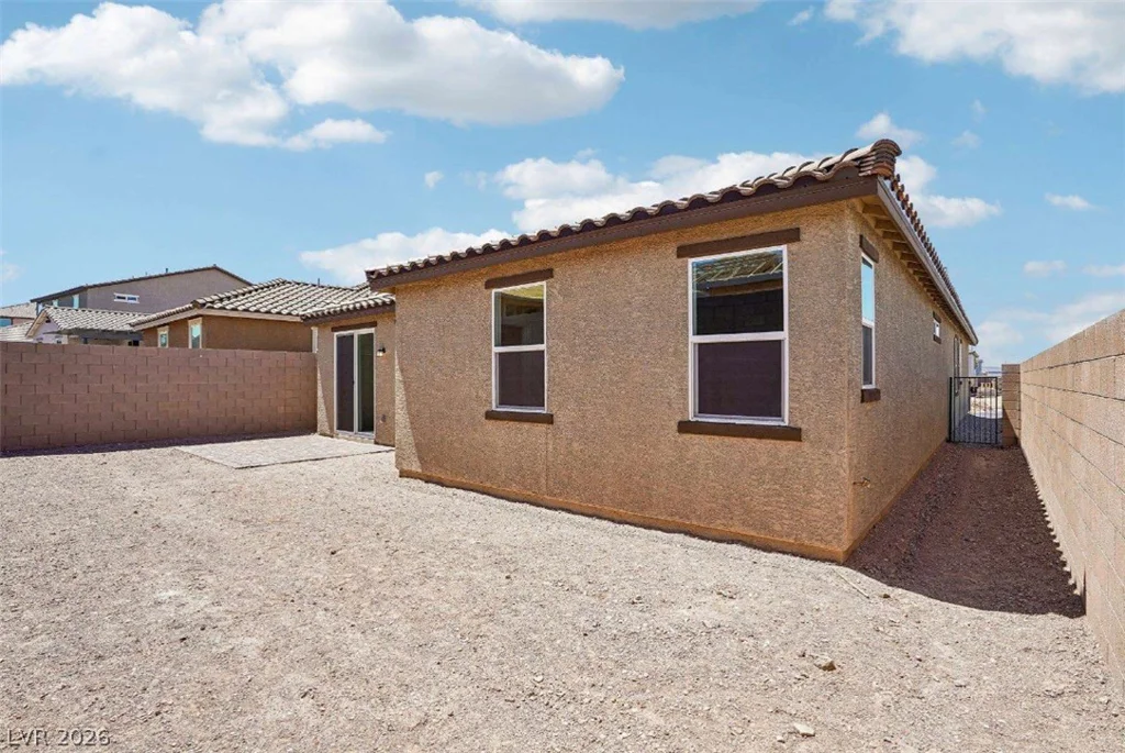 671 Tranquil Bay, Henderson, NV 89002