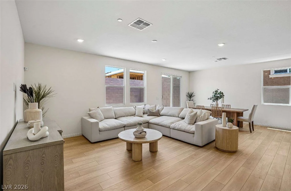 671 Tranquil Bay, Henderson, NV 89002