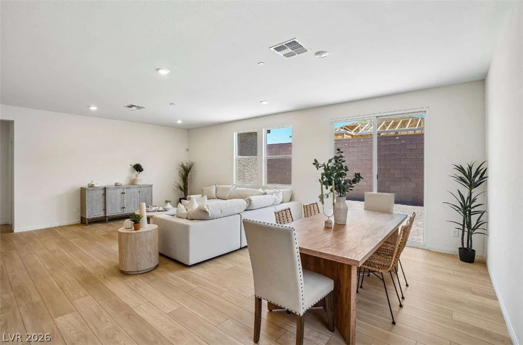 671 Tranquil Bay, Henderson, NV 89002