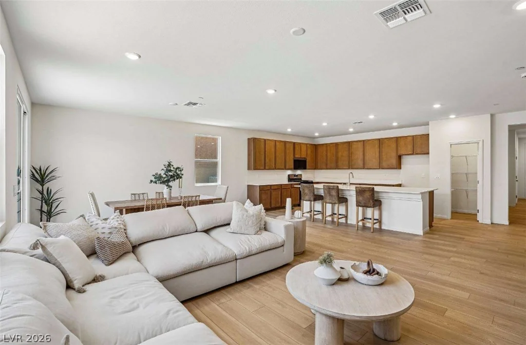 671 Tranquil Bay, Henderson, NV 89002